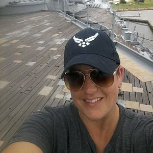 Meet your Posher, Diana